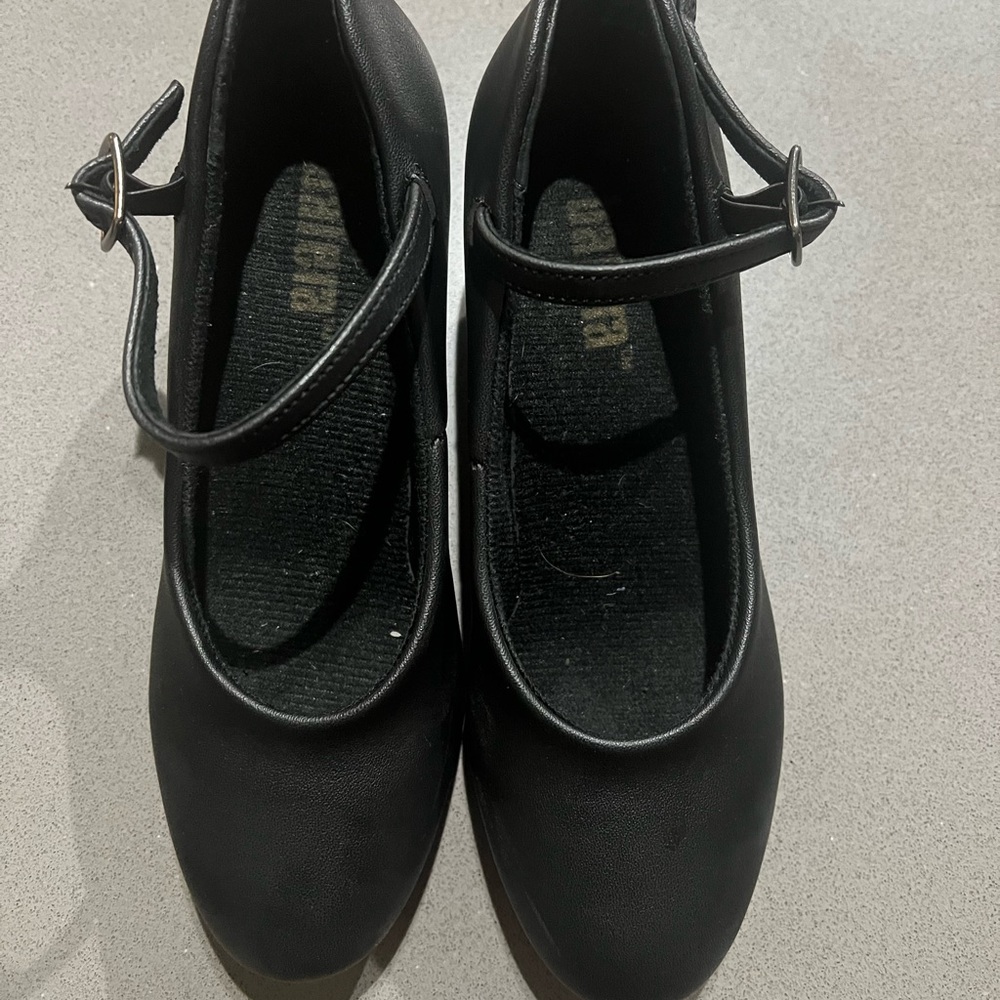 Balera Black Character shoes size 4